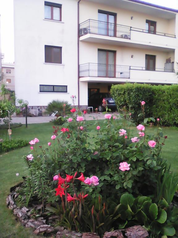 Casa Iovara Telese Екстериор снимка
